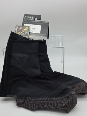 NWT Gorewear Road Gore-Tex Thermo Overshoes Size Small (US 4.5-6, EU/Asia 36-38)